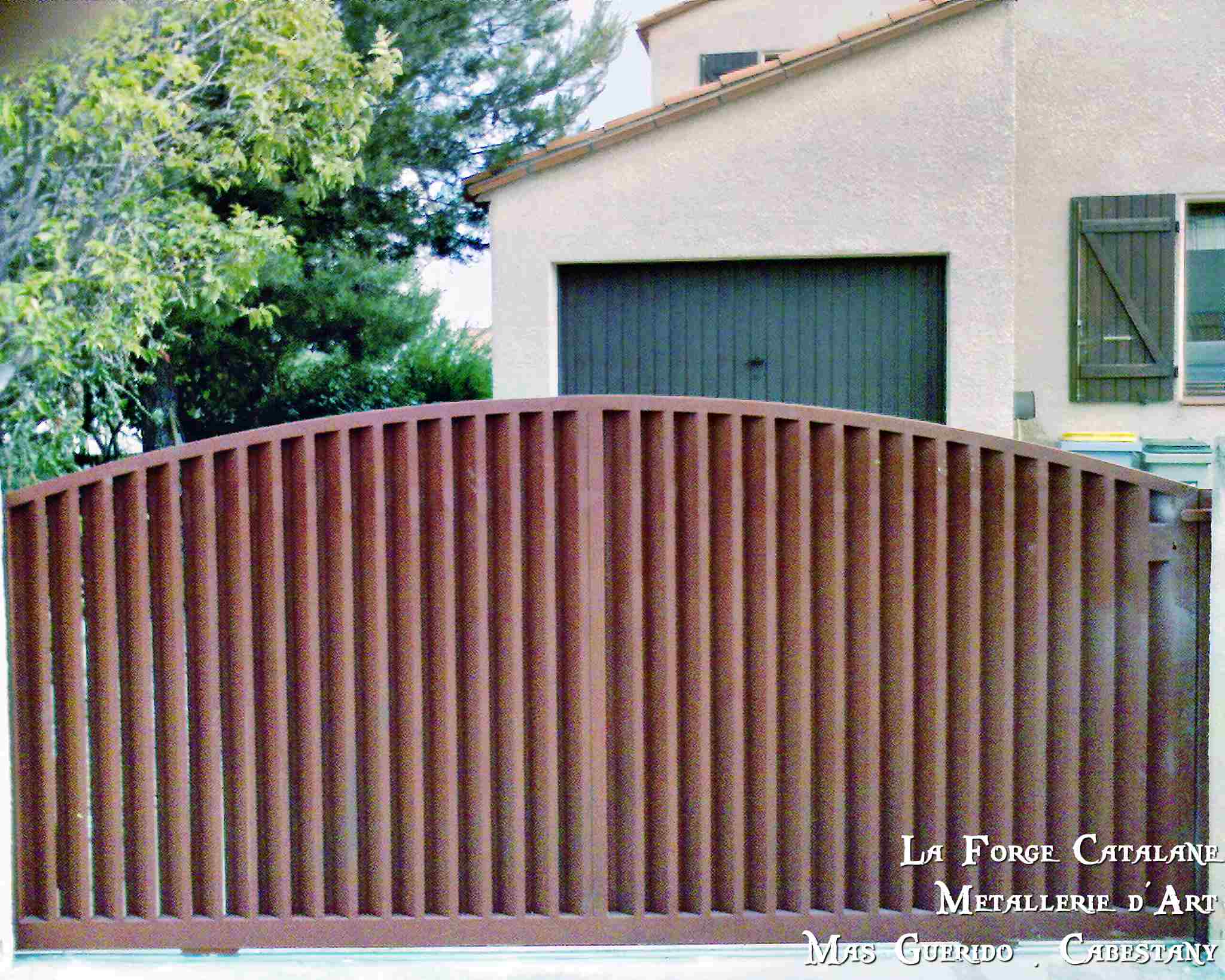 portail lames Z tole pliee  forge catalane.jpg